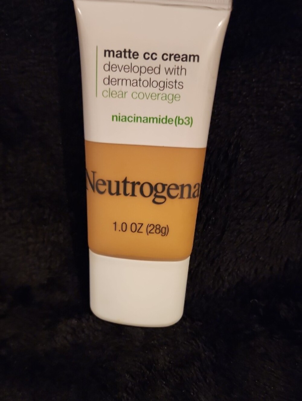 Makeup Bundle - Picture 2 of 5